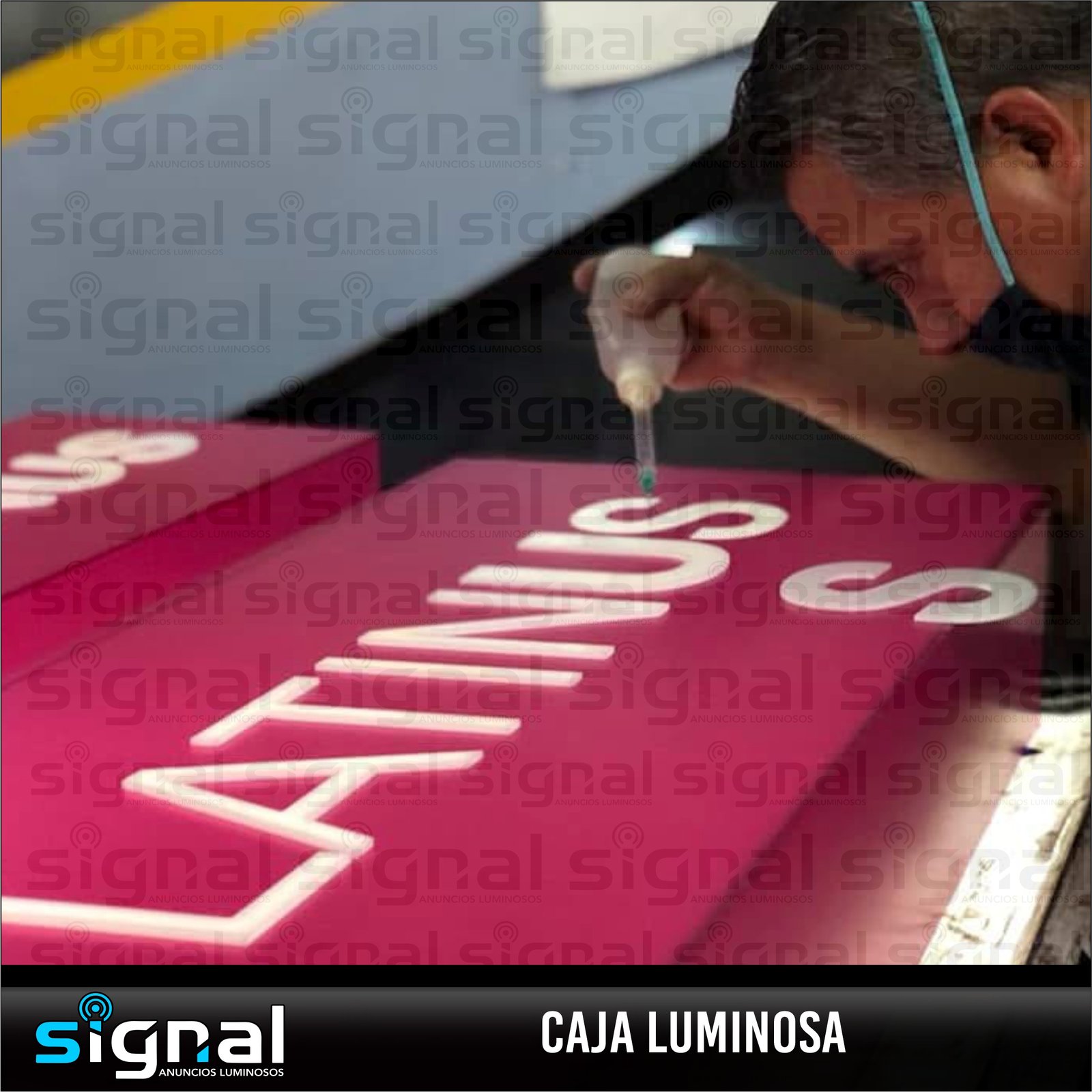 Anuncio tipo caja de luz en merida